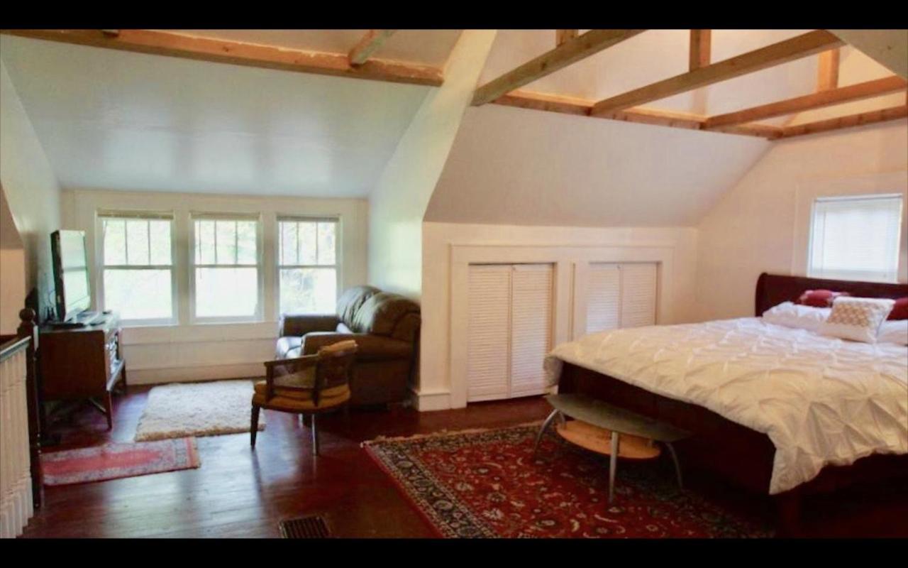 Country House On 1 Acre 4 Beds Great For Events Or A Quiet Weekend! Independence Bagian luar foto